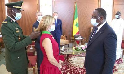 La Présidente de la Fondation Cuomo décorée de l’Ordre National du Lion du Sénégal