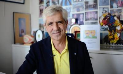 Foundation funds international distribution of special edition of ‘Facial Reconstructive Surgery’ by Dr Daniel Cataldo