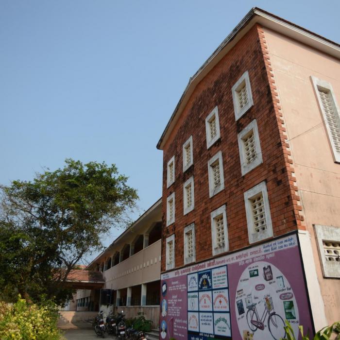 Le premier bâtiment construit par la Fondation Cuomo dans l'enceinte de l'école St. Joseph’s